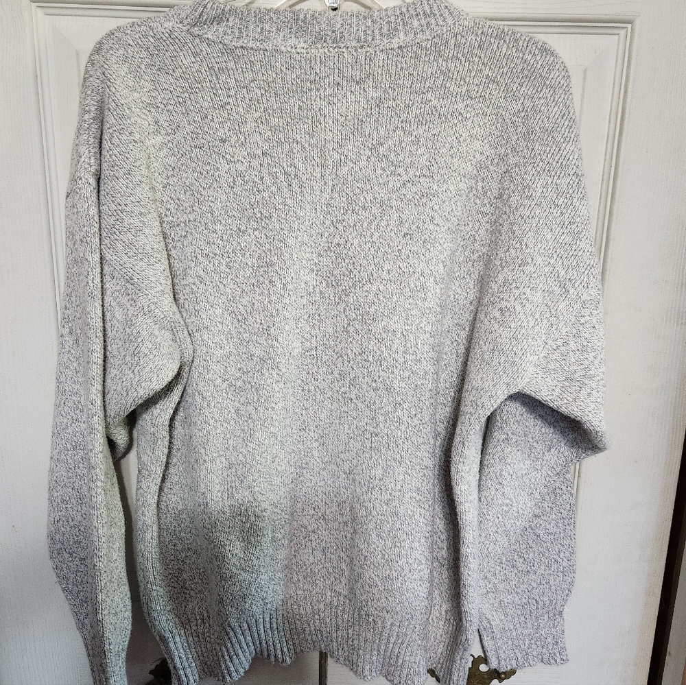 Womens Gray Sweater with American Flag Design - Picture 9 of 9